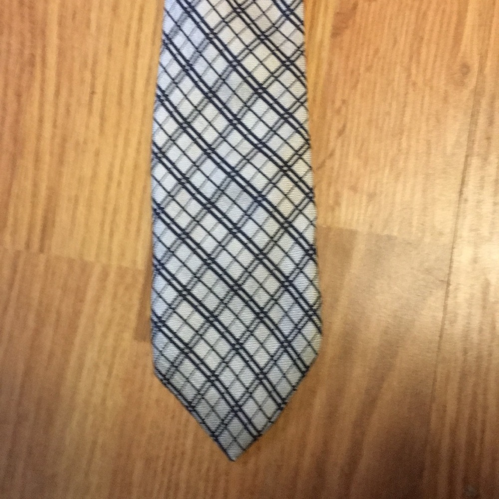 Agnes b tie
